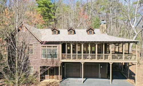 Big Canoe House | Mountain Acres Retreat: Cozy Escape by the Fireplace