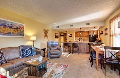 Frisco Condo | Explore Trails from Our Condo with Pool & Spa Amenities
