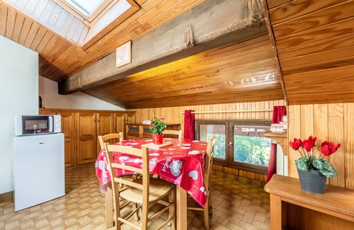 Les Gets Condo | Pet-Friendly Mountain Apartment - Rated 9.8 by Guests