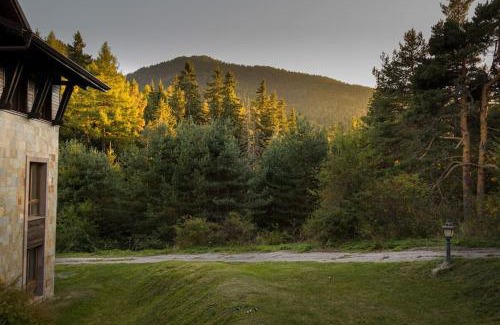 Samokov Apartment | Family-Friendly Mountain Apartment at Borovets Ski Resort