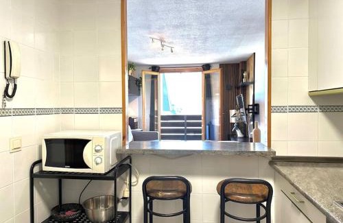 Formigal Apartment | Mountain Retreat by Pirineos360: Pet-Friendly Getaway