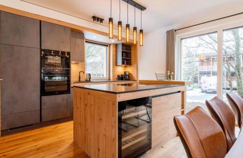 Sankt Lorenzen ob Murau House | Discover Mountain Chalet Dahoam: Family-Friendly Retreat