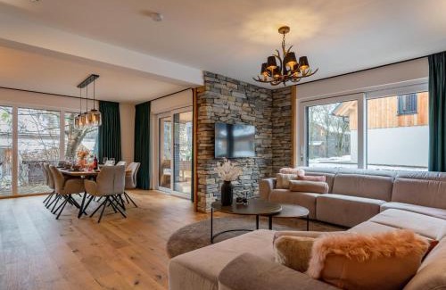 Sankt Lorenzen ob Murau House | Experience Oceanfront Bliss at Mountain Chalet Luxx