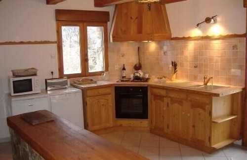 Chateauroux-les-Alpes Ski Chalet | Idyllic Mountain Chalet Near Ski Resorts with Sauna & Spa