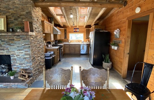 Black Hawk Cabin | Mountain Cabin with Spectacular Views near Eldora & Black Hawk
