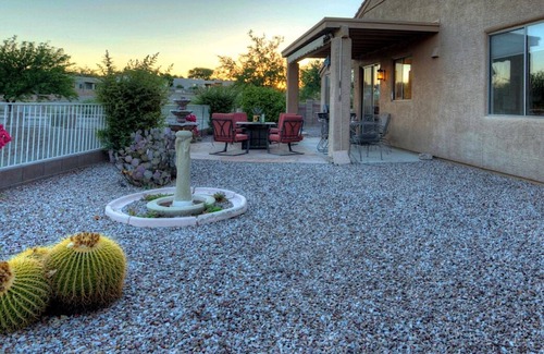 Oro Valley House | Mountain Calling 3BR by Casago