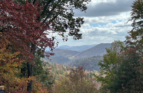 Purlear RV Rental | Unforgettable Mountain Camping with NC Blue Ridge Views