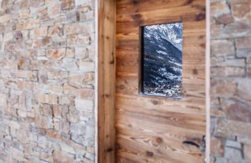 Zermatt Ski Chalet | Idyllic Mountain Chalet 4 You with Pool & Oceanfront Views