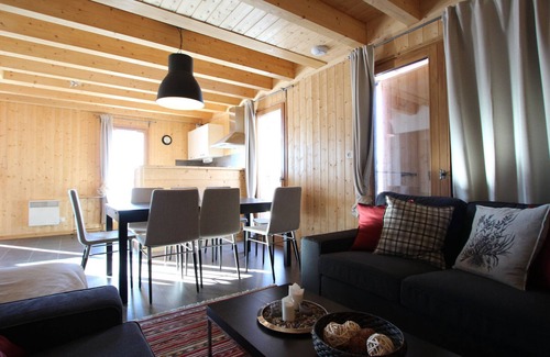 Chamrousse Ski Chalet | Family-Friendly Chalet Chamrousse with Spa & Kitchen Access