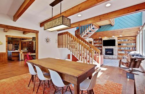 Weisshorn House | Cozy Mountain Chalet Steps from Gondola and Main St