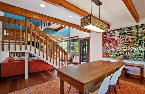 Weisshorn House | Cozy Mountain Chalet Steps from Gondola and Main St