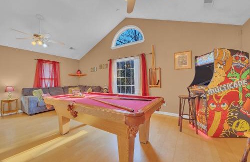 Gatlinburg - Pigeon Forge House | Mountain Charm #228