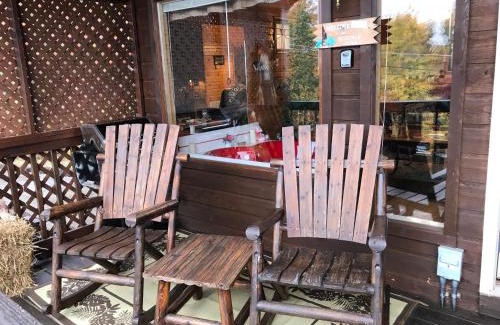 Gatlinburg - Pigeon Forge House | Cozy Retreat at Mountain Comfort for Your Perfect Getaway