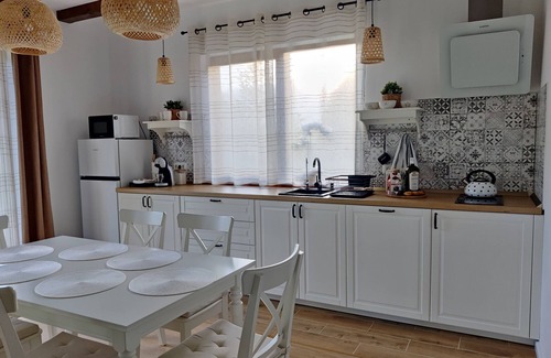 Bran Cottage | Cozy Mountain Cottage with Garden Near Bran Castle