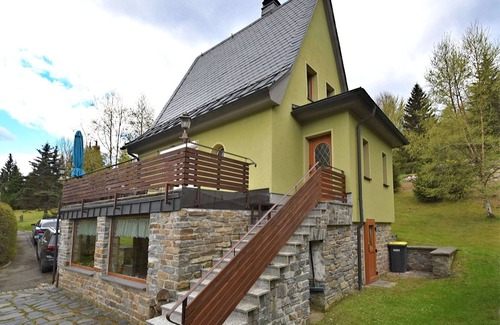 Wildenthal House | Inviting Holiday Home with Sauna in Wildenthal - 9.8 Rated