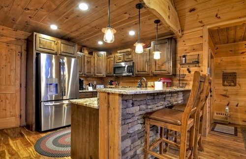 Blue Ridge Cabin | Elegant Private Cabin with Mountain Views and Hot Tub