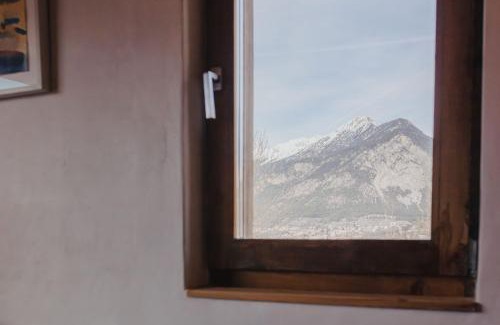 Villar-Saint-Pancrace Apartment | Unforgettable Mountain Escape with Child-Friendly Amenities
