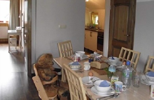 Vidrga Apartment | Mountain Escape: Top-Rated Apartment with Pet-Friendly Amenities