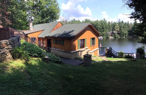 Town of Hermon House | Unforgettable Mountain Escape at Trout Lake - 9.8/10 Rated