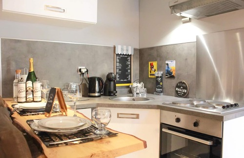 Saint-Martin-le-Vinoux Apartment | Scenic Mountain Accommodation Near Grenoble - Rated 9.4/10