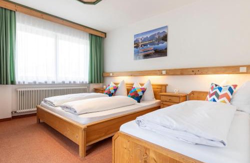 Soell House | Experience Mountain Fresh: Family-Friendly Alpine Retreat