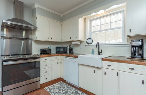 Roxbury House | Mountain Retreat with Hot Tub, Scenic Views & Game Room