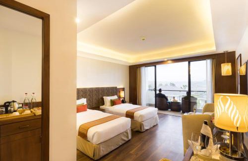 Kaski Hotel | Experience Mountain Glory Forest Resort: Spa & Ocean Views