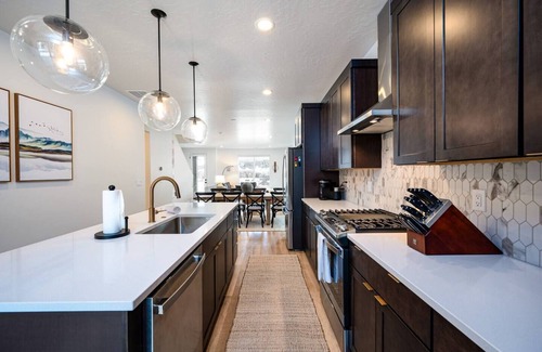 Mountain Green House | Explore the Mountain Green Snowbasin Getaway Retreat