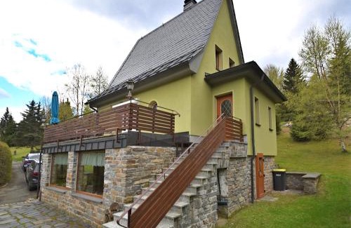 Wildenthal House | Cozy Holiday Home with Sauna in Wildenthal for Families