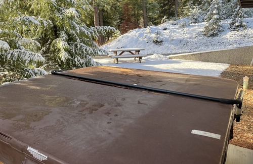 Wenatchee Apartment | Idyllic Mountain Retreat Close to Mission Ridge Resort