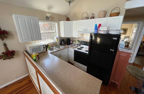 Pine Mountain Ski Chalet | Tranquil Mountain Retreat Minutes from Callaway Gardens