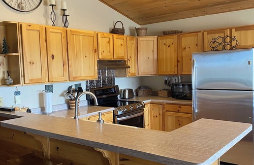 Innsbruck Val Moritz House | Inviting Mountain Home Near Ski Granby Ranch, Rated 10/10