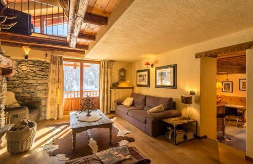 Traverses House | Mountain House With Alpine Views In Traverses
