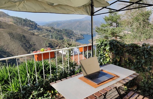 Cabril House | Mountain House with Great Views to the Peneda-Gerês National Park