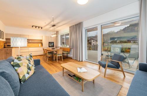 Groebming Apartment | Scenic Mountain Lodge - Family-Friendly Oceanfront Retreat
