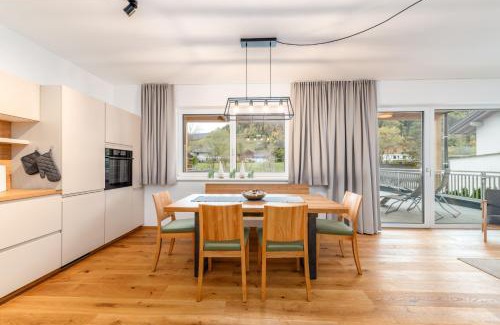 Groebming Apartment | Scenic Mountain Lodge - Family-Friendly Oceanfront Retreat