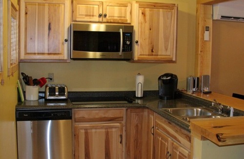 Intervale Condo | 9.8 Rated Mountain Lodge Condo Suite Near Storyland