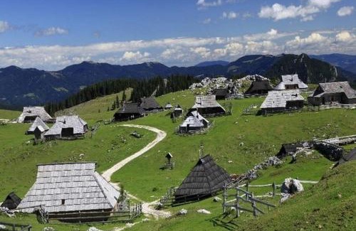 Luce House | Discover Suška Koča: Guest Rated 8/10 for Comfort