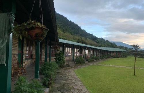 Lumle Cabin | Serene Mountain Lodges of Nepal - Family-Friendly Retreat