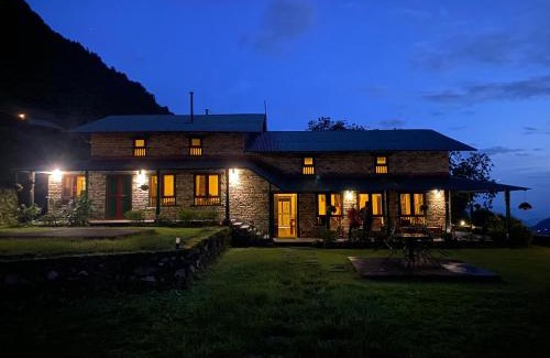 Lumle Cabin | Serene Mountain Lodges of Nepal - Family-Friendly Retreat