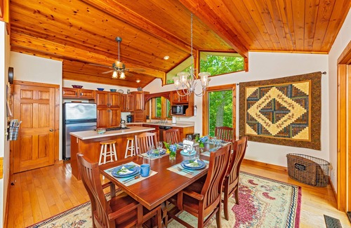 Old Fort House | Beautiful Views of Blue Ridge & Lake Lure Near Asheville