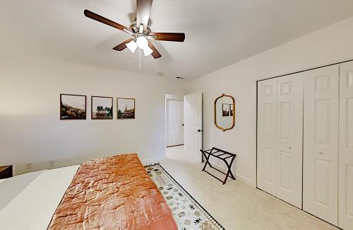 Canton House | Mountain Majesty: 4-Star Retreat with Family & Pet Perks