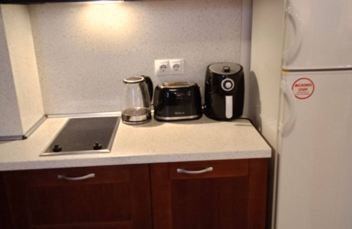 Shiligarnika Apartment | Scenic Mountain View with Two Balconies & Fast Wi-Fi