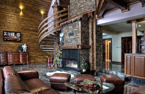 Zdiar Resort | Cozy Mountain Resort Ždiar - Chalets with Hot Tub & Dining