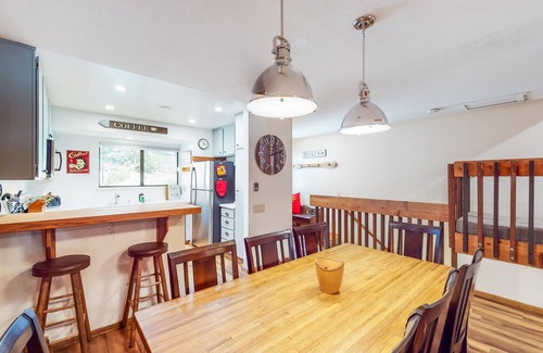Lakeshore Condo | Idyllic Mountain Retreat with Pool, Deck & Ski Access