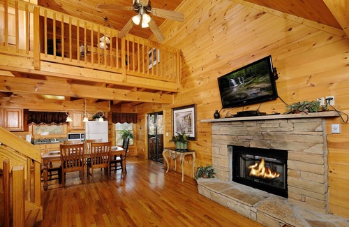 Gatlinburg Cabin | Serene Mountain Retreat with Spa, Pool & Family Amenities