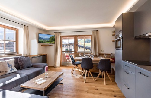 Kitzbuehel Apartment | Mountain View: 2 Bedroom Apartment in Kirchberg, Rated 9.8