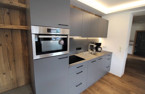 Kitzbuehel Apartment | Mountain View: 2 Bedroom Apartment in Kirchberg, Rated 9.8