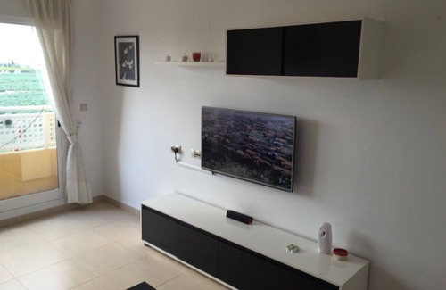 Almoradi Apartment | Guest Rated 10/10 Mountain View Apartment with Pool & Spa