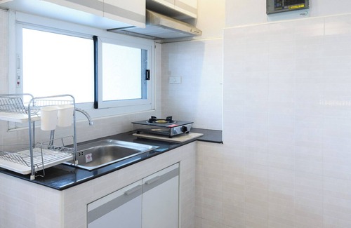 Chang Phueak Apartment | Cozy Mountain View Apartment with Kitchen near Nimman